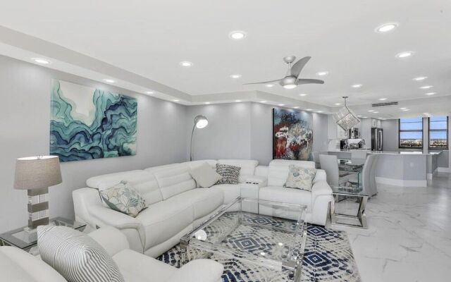 Seaview #67023 - 2 Br Condo