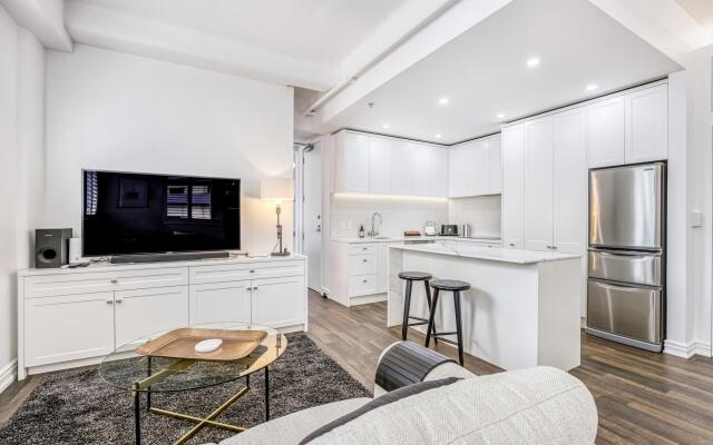 Stylish Central Penthouse