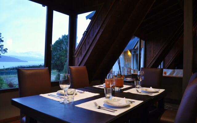 La Sirenuse Lake Resort