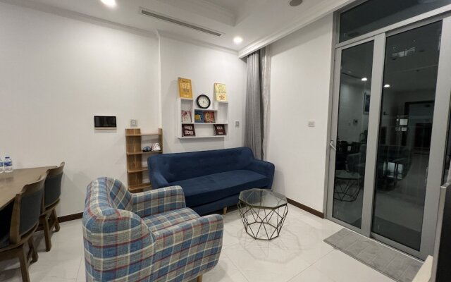 Landmark Apartment in Vinhomes Central Park
