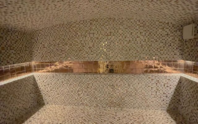 Chateau Les Garennes