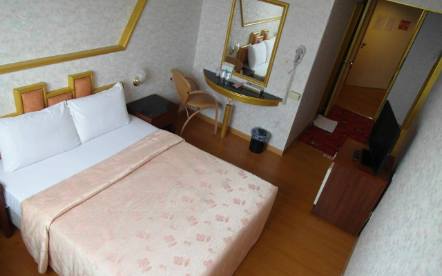 Tie Dao Hotel