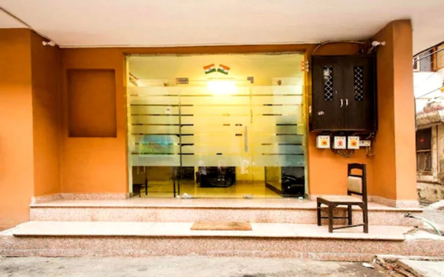 Goroomgo Alfa Charbhag Lucknow