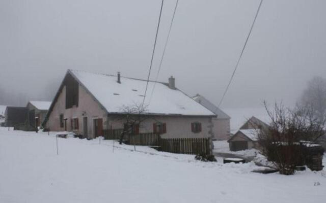 Gite Girmont-Val-d'Ajol, 4 pièces, 6 personnes - FR-1-589-50