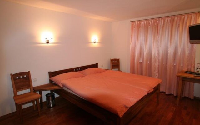 Gï¿½stehaus Balma