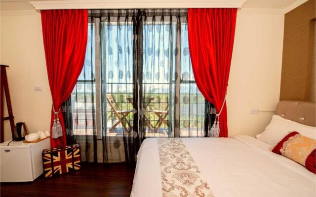 Love Travel B&B