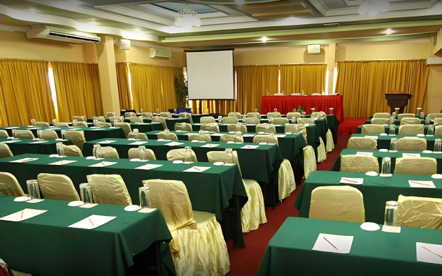 Grand Antares Hotel