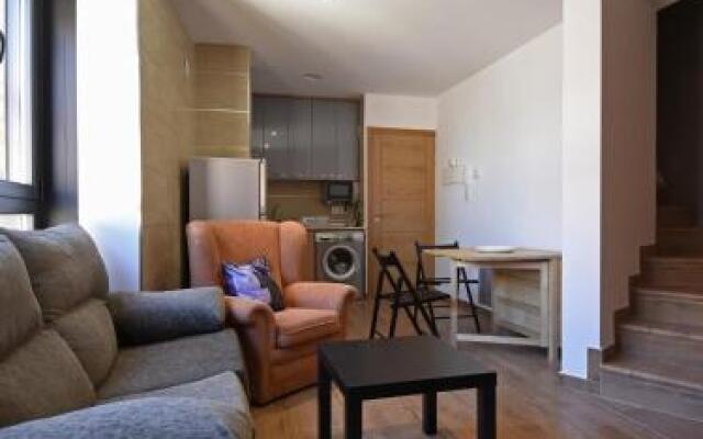 Apartamentos La Rocanda