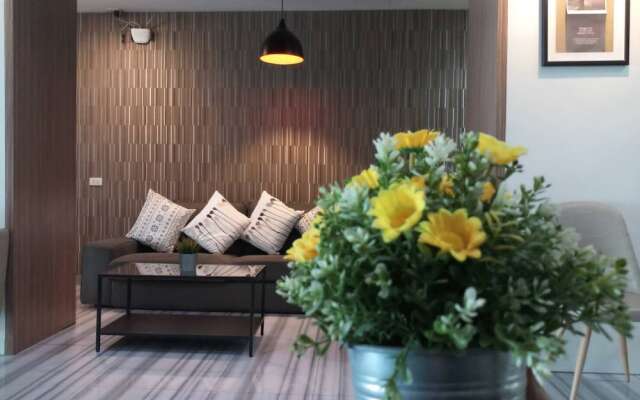 Ingnaam Hotel