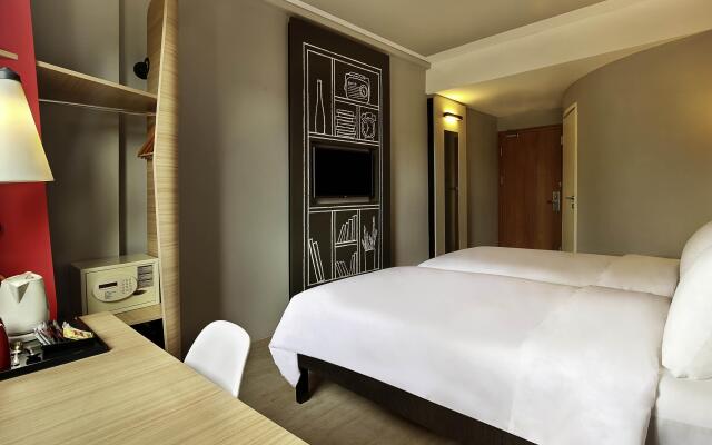 Luminor Hotel Legian Seminyak