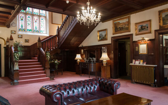 Highley Manor