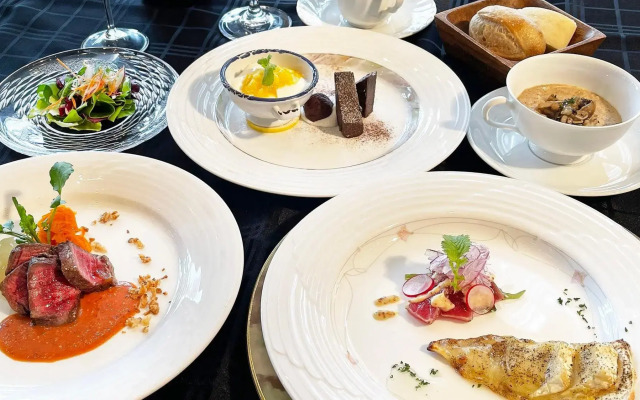 Nanki Shirahama Resort Hotel