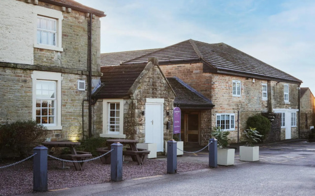 Premier Inn Chesterfield West