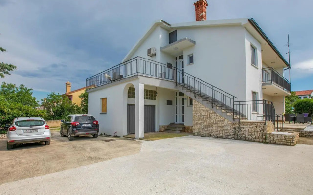Premium 100m2 sea view apartment