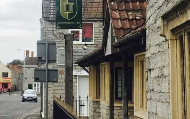 Mullions Hotel