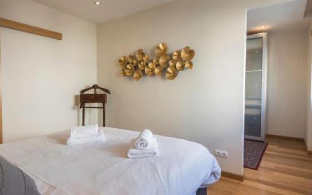 LovelyStay - 2 Bedroom Belem Wonder