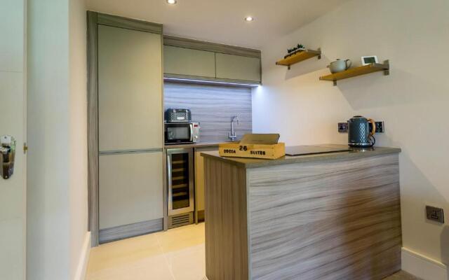26 Cocoa Suites (parking included)