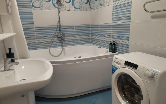 Апартаменты на улице Атарбекова 1/2