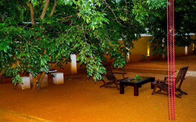 The Calm Cabana