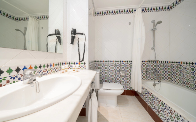 Plus Fariones Apartamentos