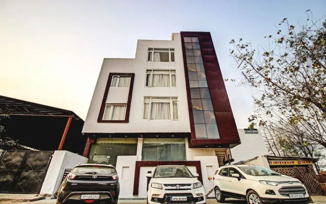 Trend Gayatri Inn by Treebo