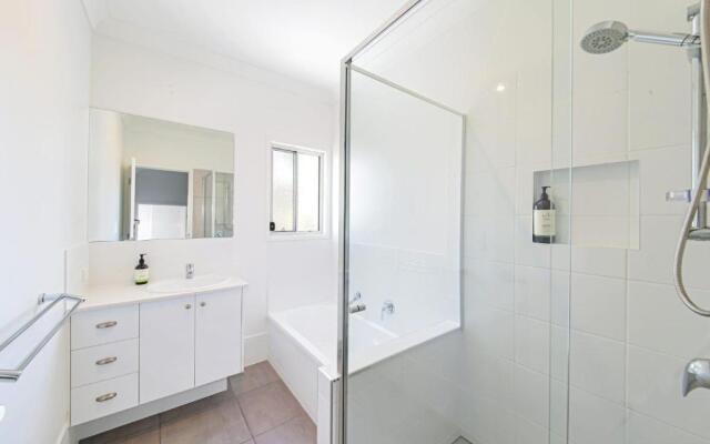 11 Ann Street, Coolum Beach