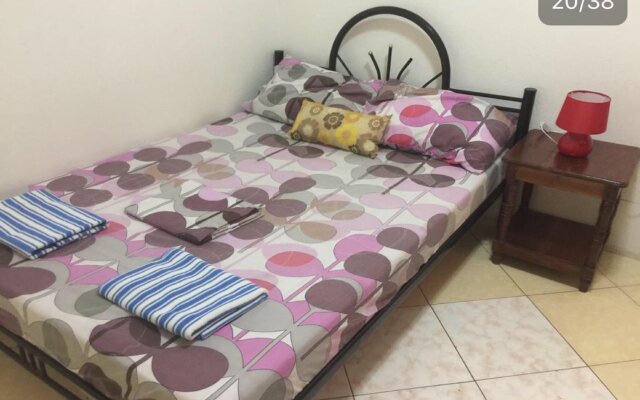 J & C Guesthouse