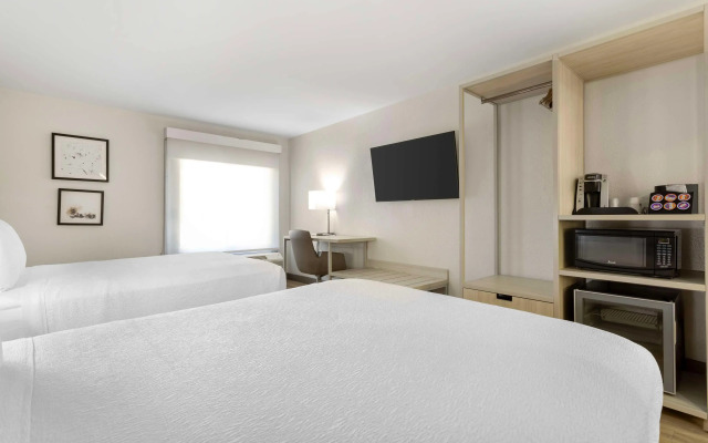 Best Western Plus Sugar Land Houston