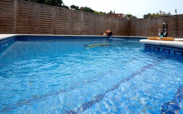 House Can Alma Castellet i Gornal