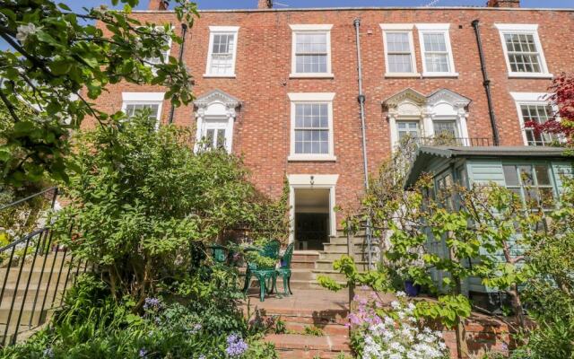 Calliope House
