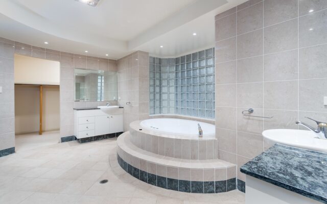 Luxury Bungalow