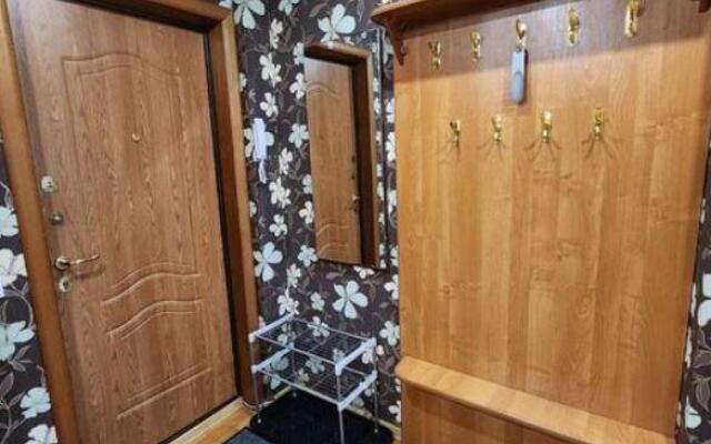 Апартаменты в микрорайоне Мирный 3/2