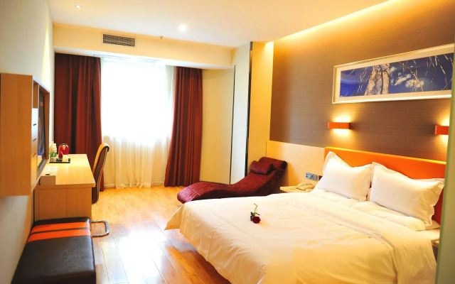 7 Days Premium Chongqing Tongliang Square