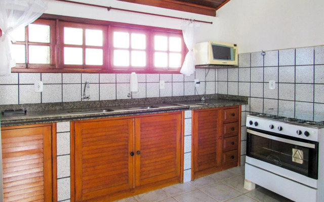 Casa com 4 Suítes, Piscina, Área Gourmet e Wifi