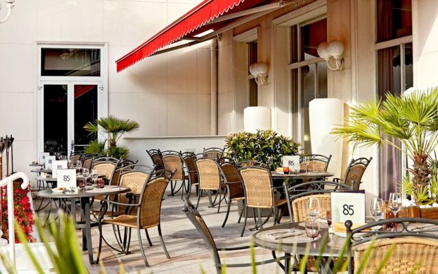 Hôtel Barrière Le Grand Hôtel
