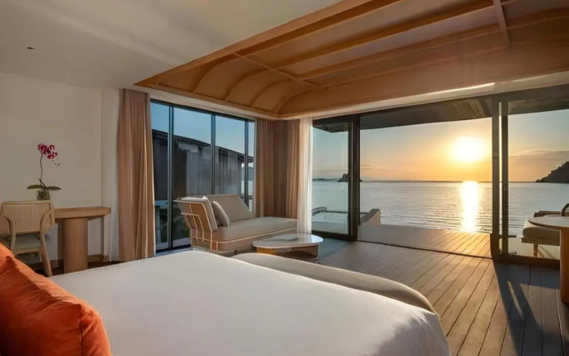 Katamaran Hotel & Resort Komodo – Guest Rooms – Labuan Bajo