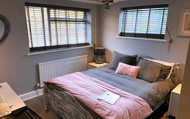 Wisteria Guest House