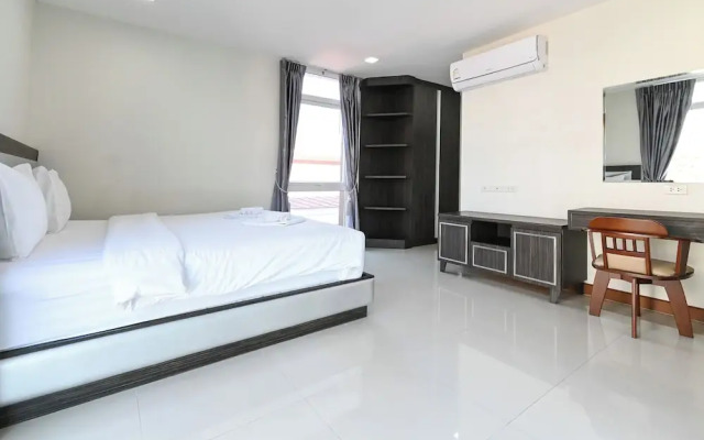 Golden Sea Pool Villa Hua Hin
