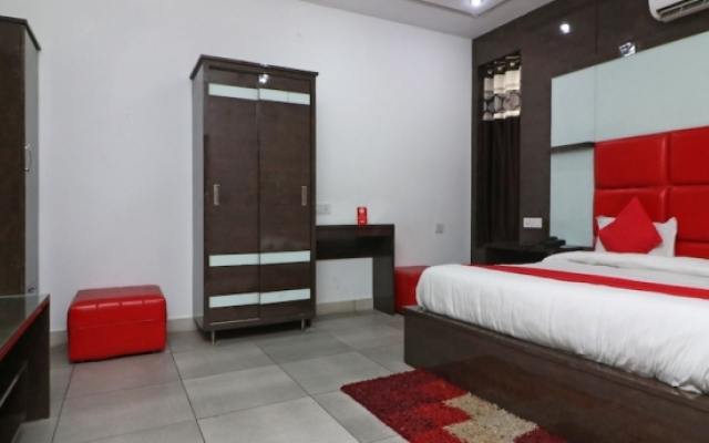 OYO 22977 Hotel Alpine