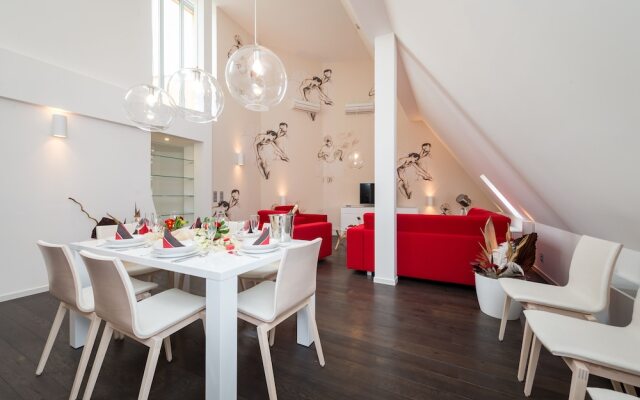 EMPIRENT New Town Apartments