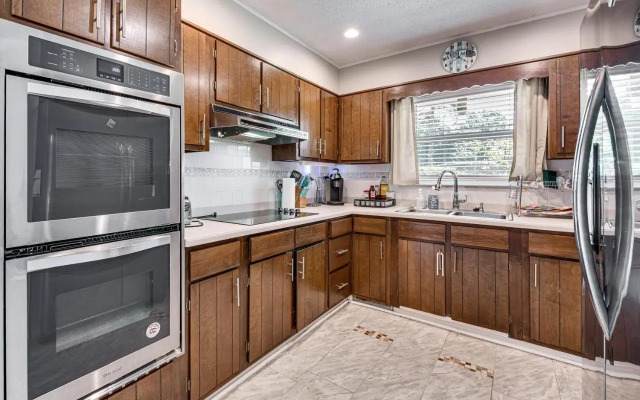 Stonecrest Family Home: Close to Panola Mountain!