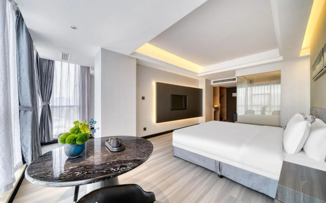Yiwu International Mansion Hotel