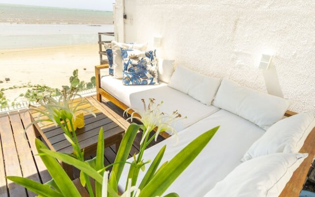 Moderna Casa Beira Mar em Porto Mirim RN