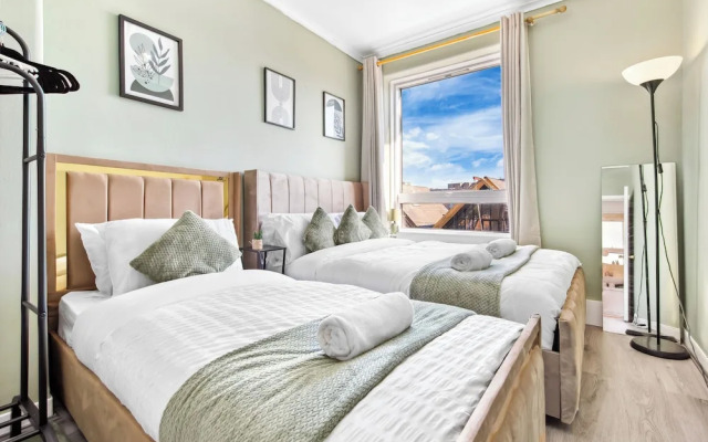 Modern Bed Apartment