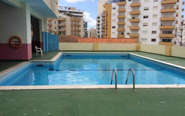 Apartment With one Bedroom in Portimão, With Wonderful sea View, Shared Pool and Terrace