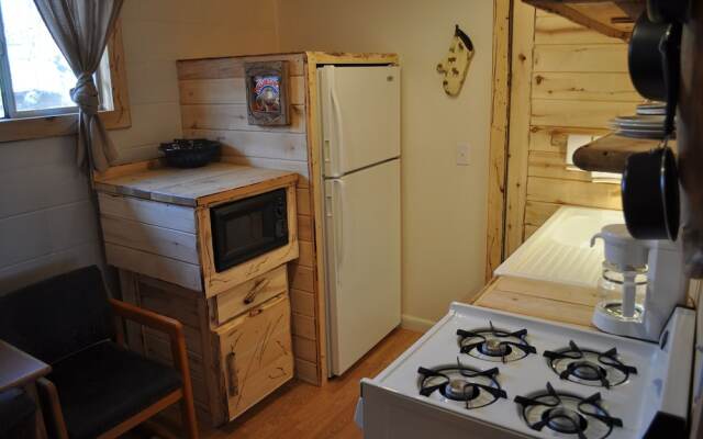The Cedaredge Lodge