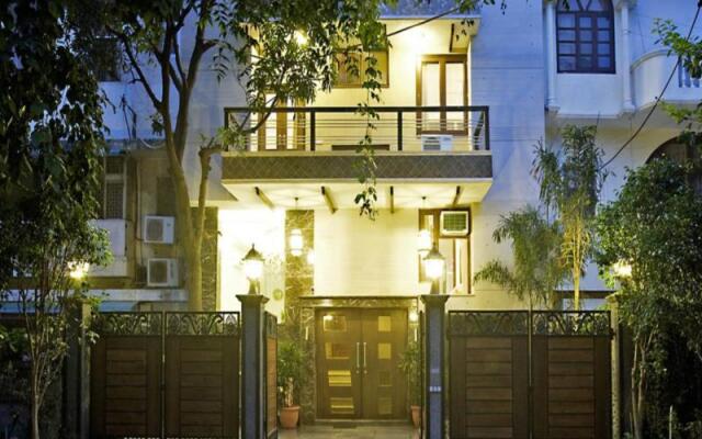 Evergreen Suites Defence Colony