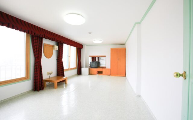 Boosung Park Motel