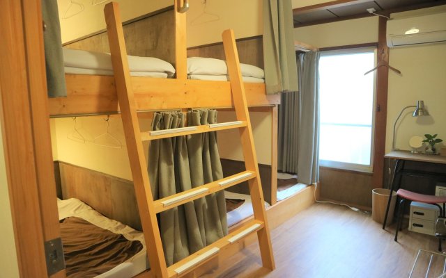 Guest House Komatsuya - Hostel