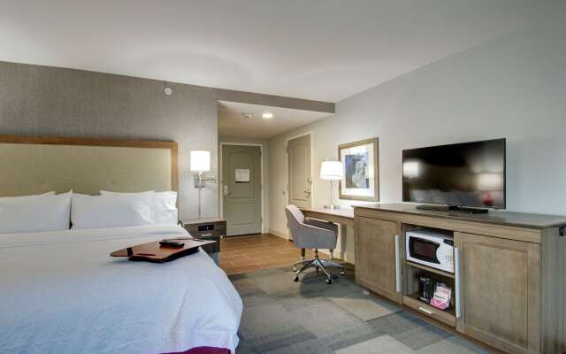 Hampton Inn & Suites Springfield/Downtown